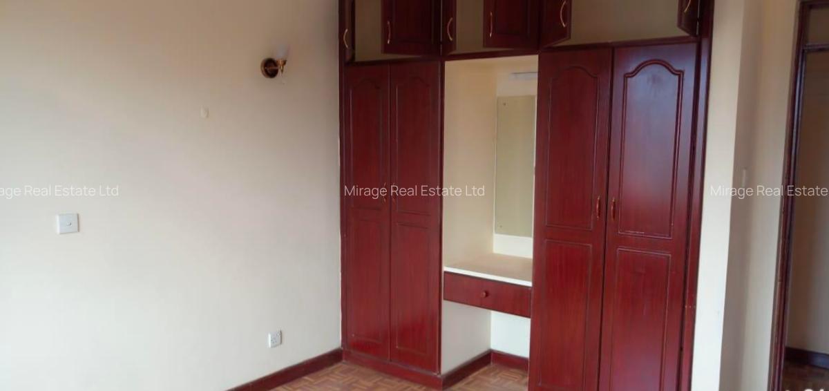 3 Bed Apartment with Borehole in Rhapta Road - 11