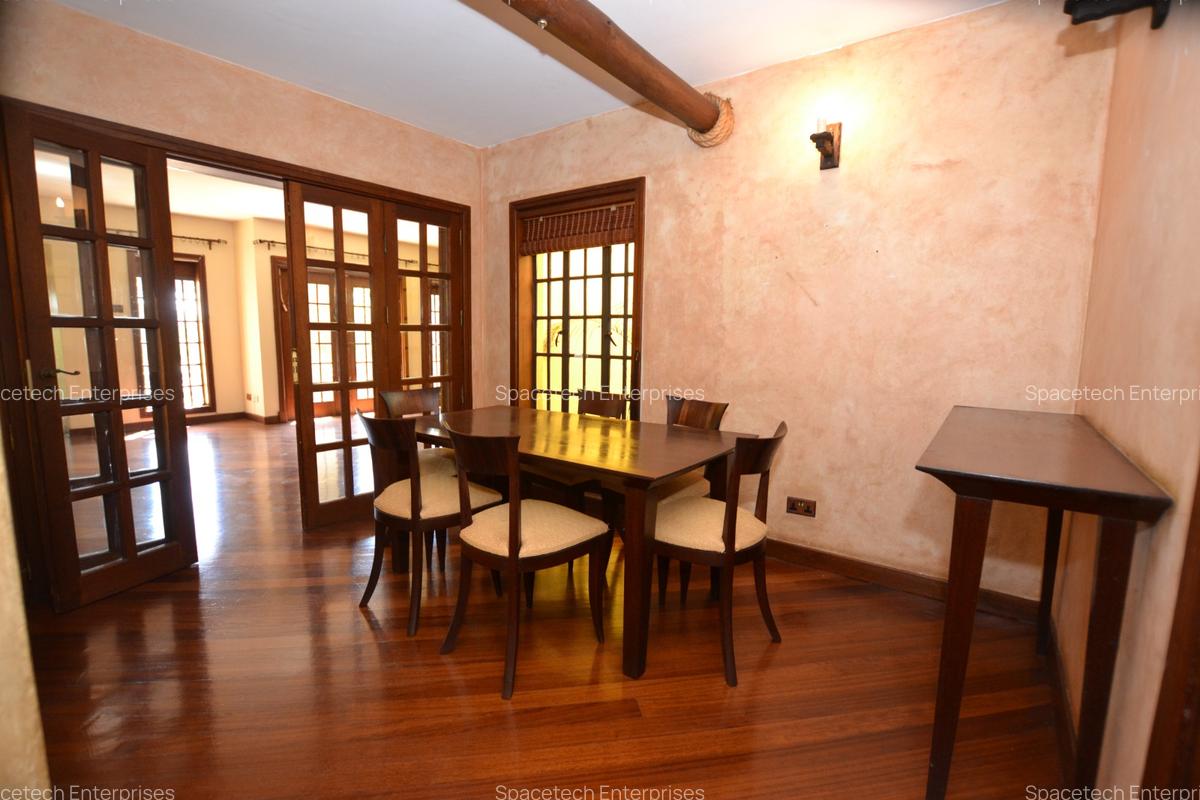 5 Bed House with En Suite in Runda - 13