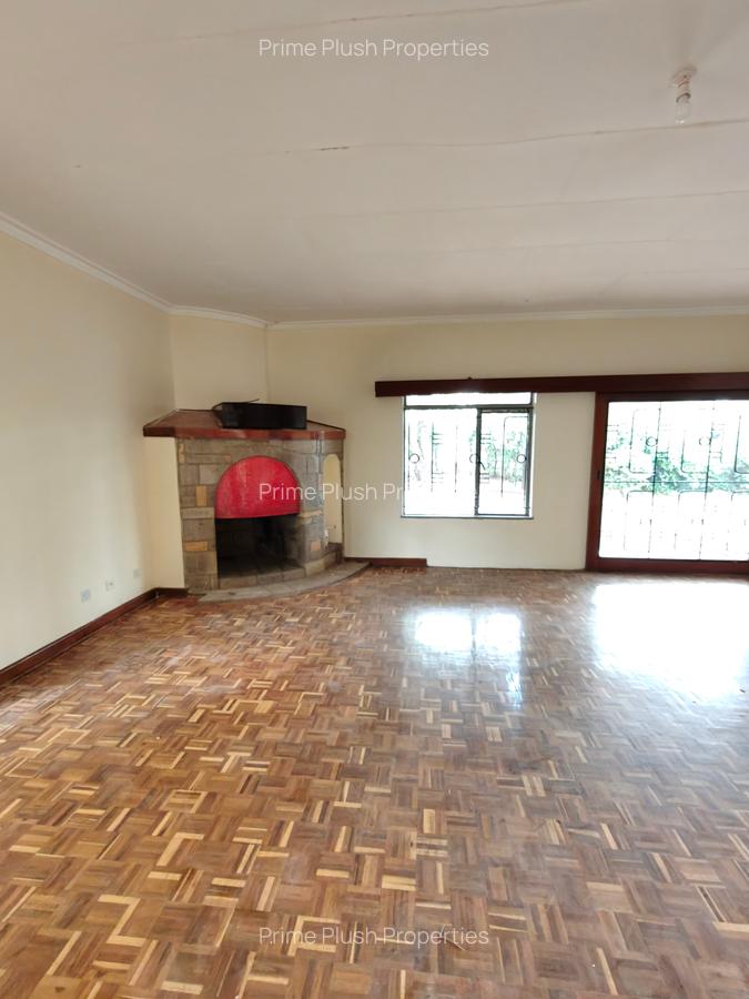 4 Bed House with Staff Quarters in State House - 2