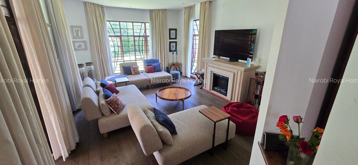 5 Bed House with En Suite at Mimosa Drive - 16