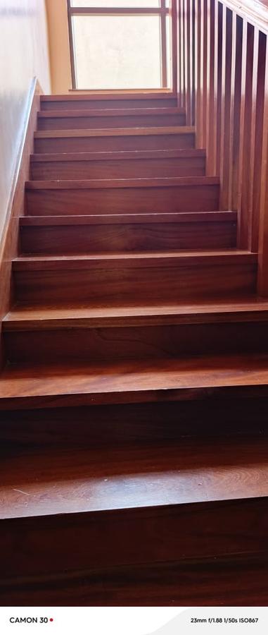5 Bed Townhouse with En Suite in Lavington - 7
