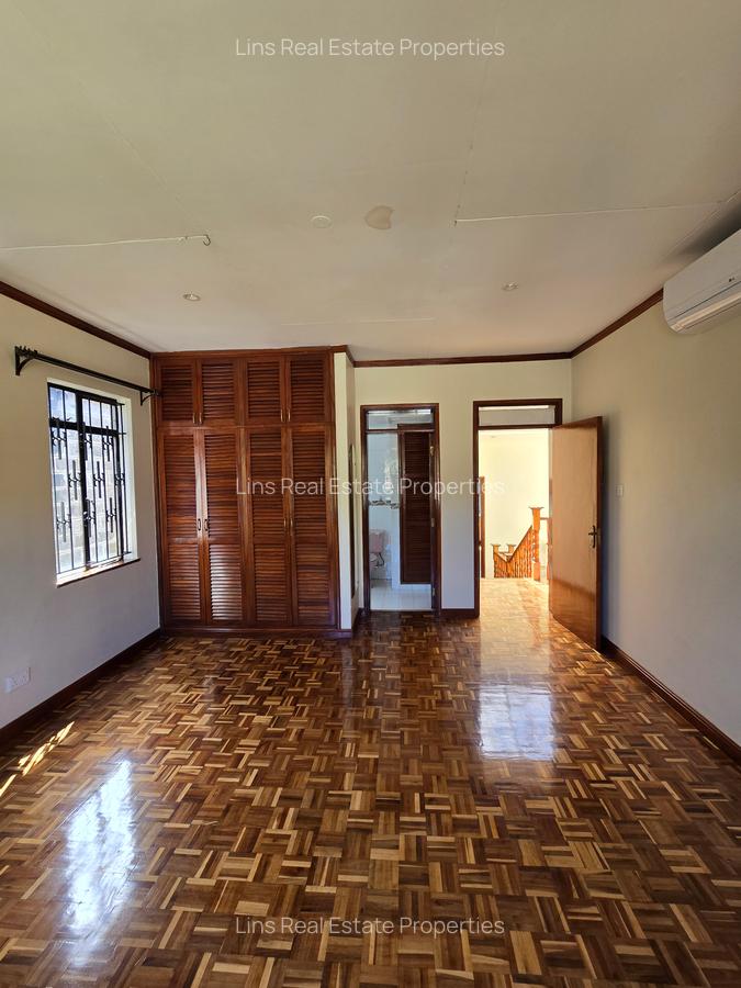 5 Bed Townhouse with En Suite in Westlands Area - 3