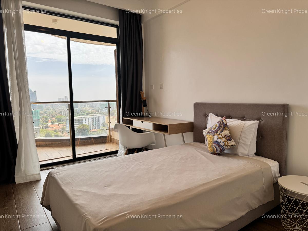 Serviced 2 Bed Apartment with En Suite in Westlands Area - 12