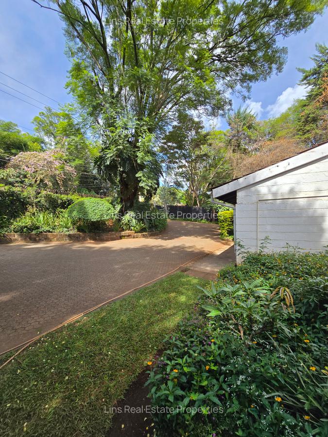 4 Bed House with En Suite in Runda - 20