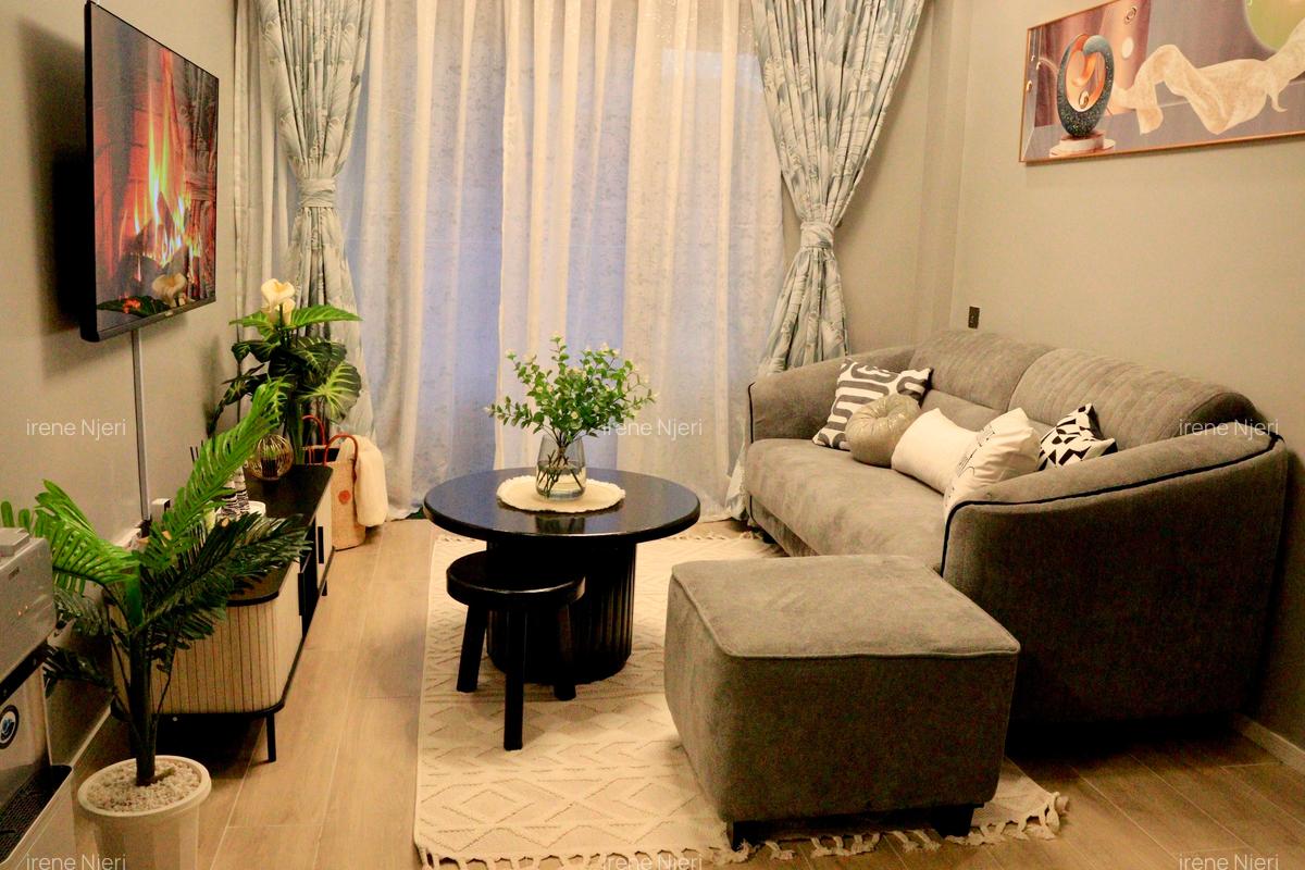 Serviced 1 Bed Apartment with Swimming Pool at Hatheru Road - 3