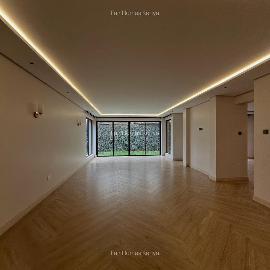 5 Bed Townhouse with En Suite at Convent Drive - 2