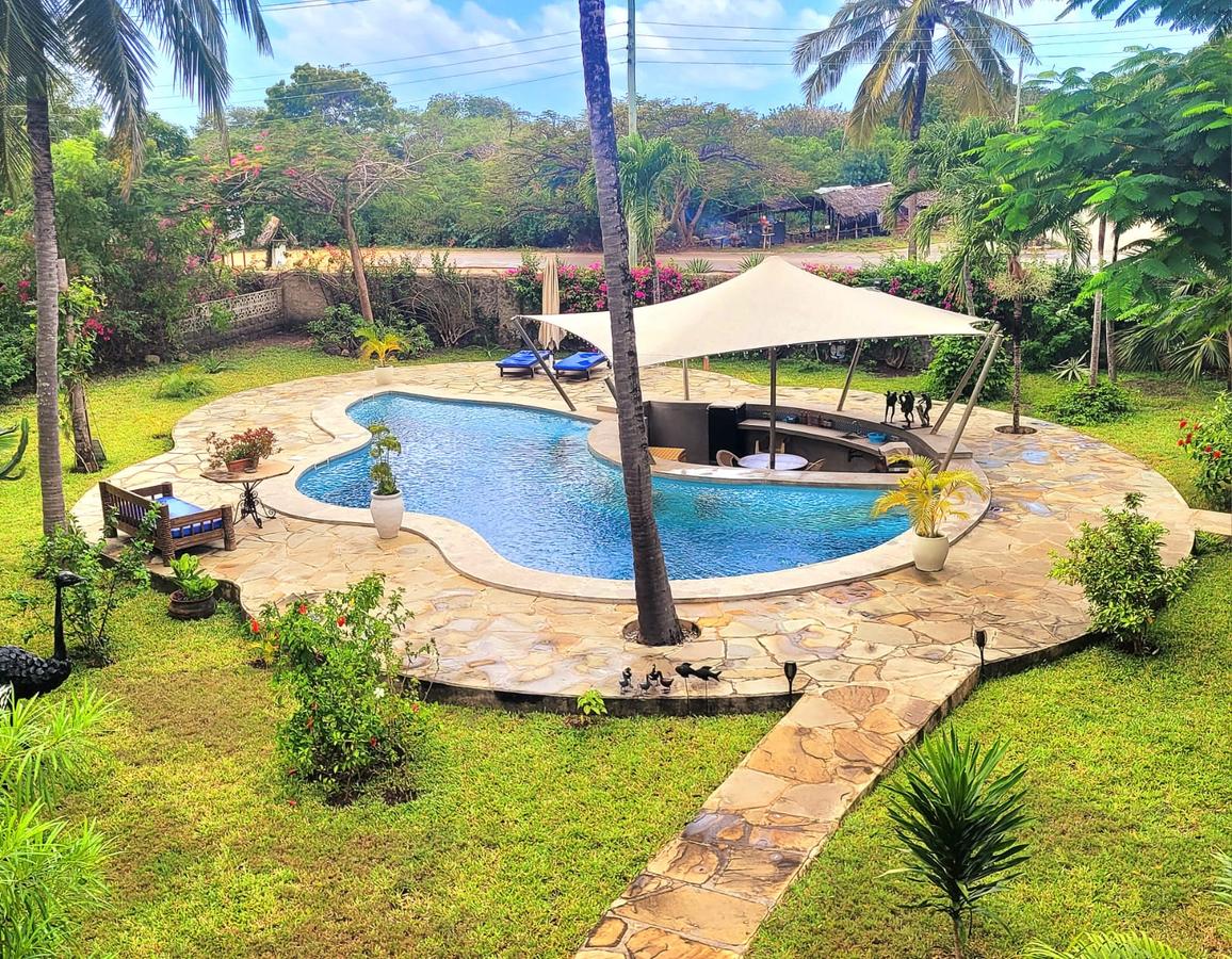 4 Bed Villa with En Suite in Diani - 6