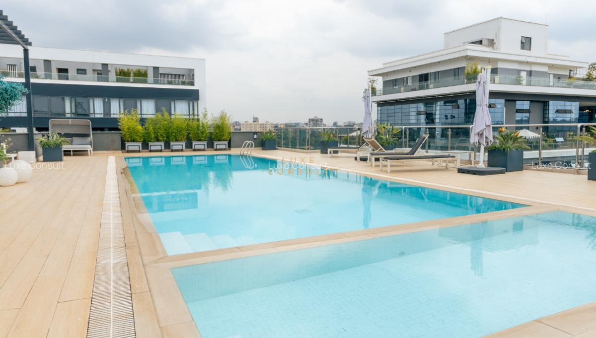 4 Bed Apartment with En Suite in Riverside - 15