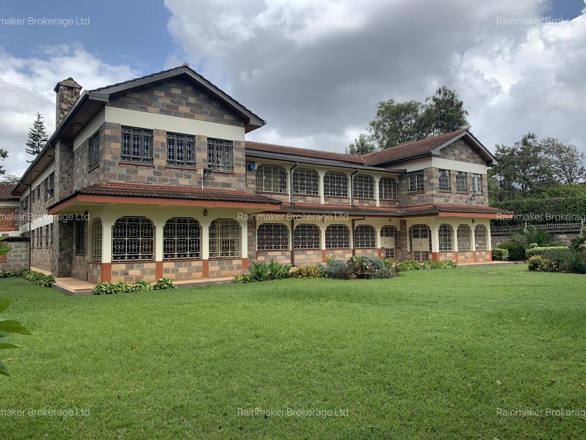 5 Bed House with En Suite in Nyari - 11