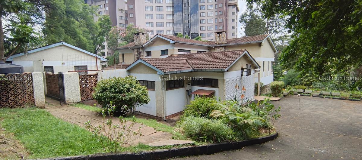 0.9 ac Commercial Property with Service Charge Included at Riverside - 18