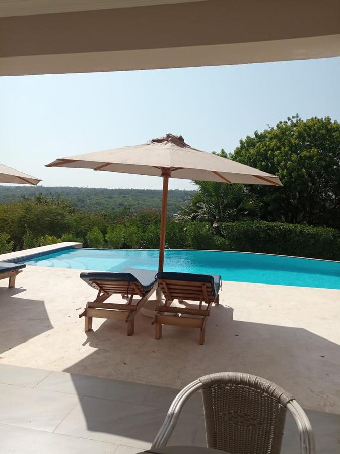 5 Bed Villa with Swimming Pool in Vipingo - 2