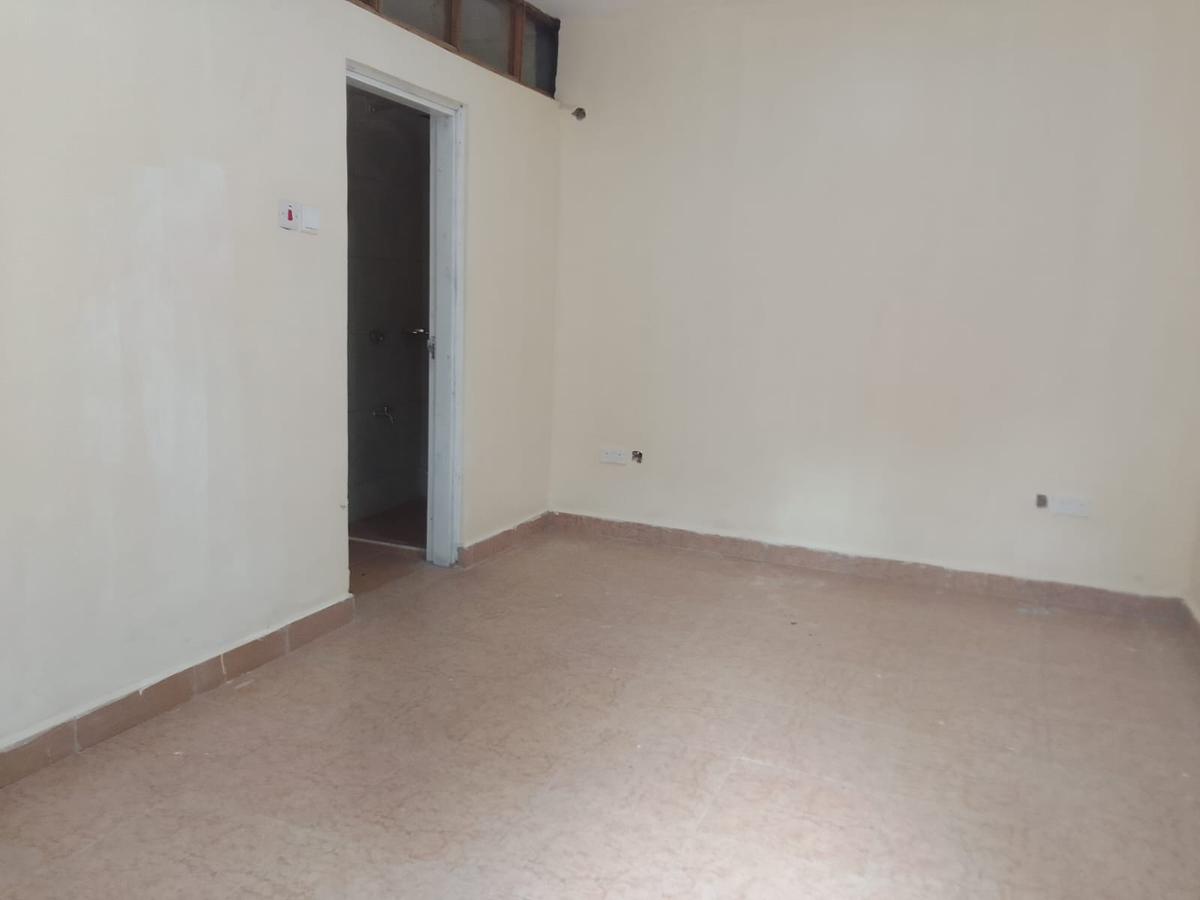 4 Bed Townhouse with En Suite in Westlands Area - 11