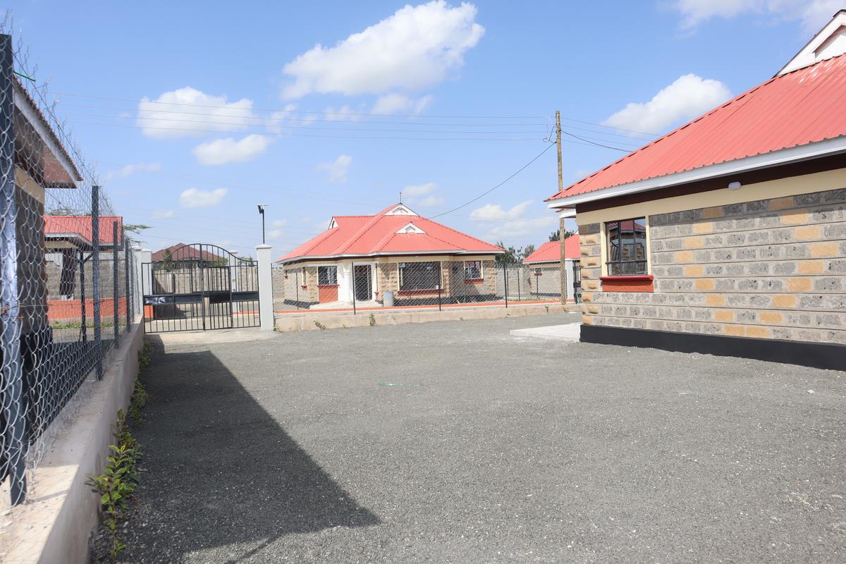 3 Bed House with En Suite at Acacia Area - 13