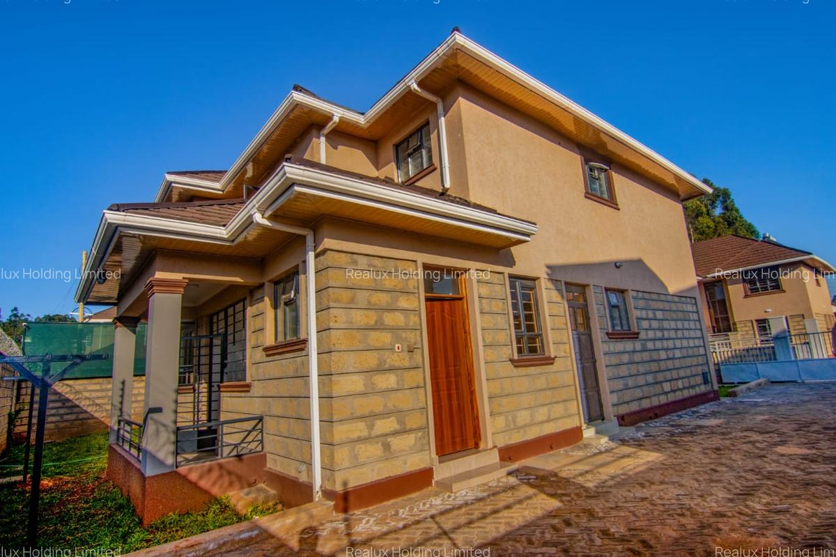 4 Bed House with En Suite in Kamangu - 11