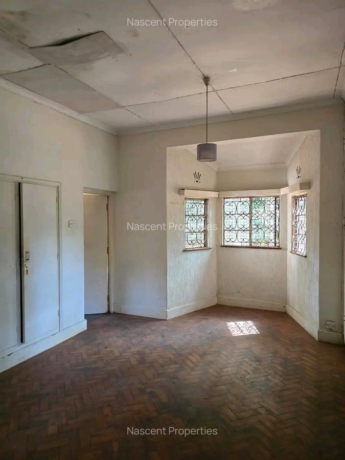 3 Bed House with En Suite in Spring Valley - 6