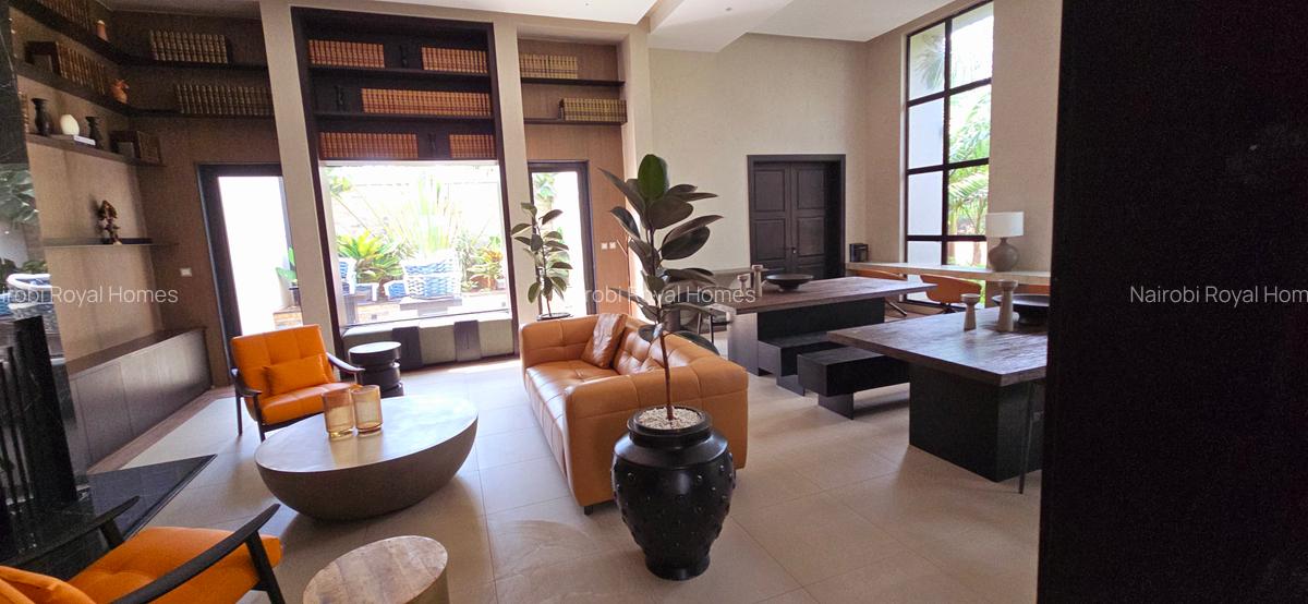 4 Bed House with En Suite at Palm Valley - 11