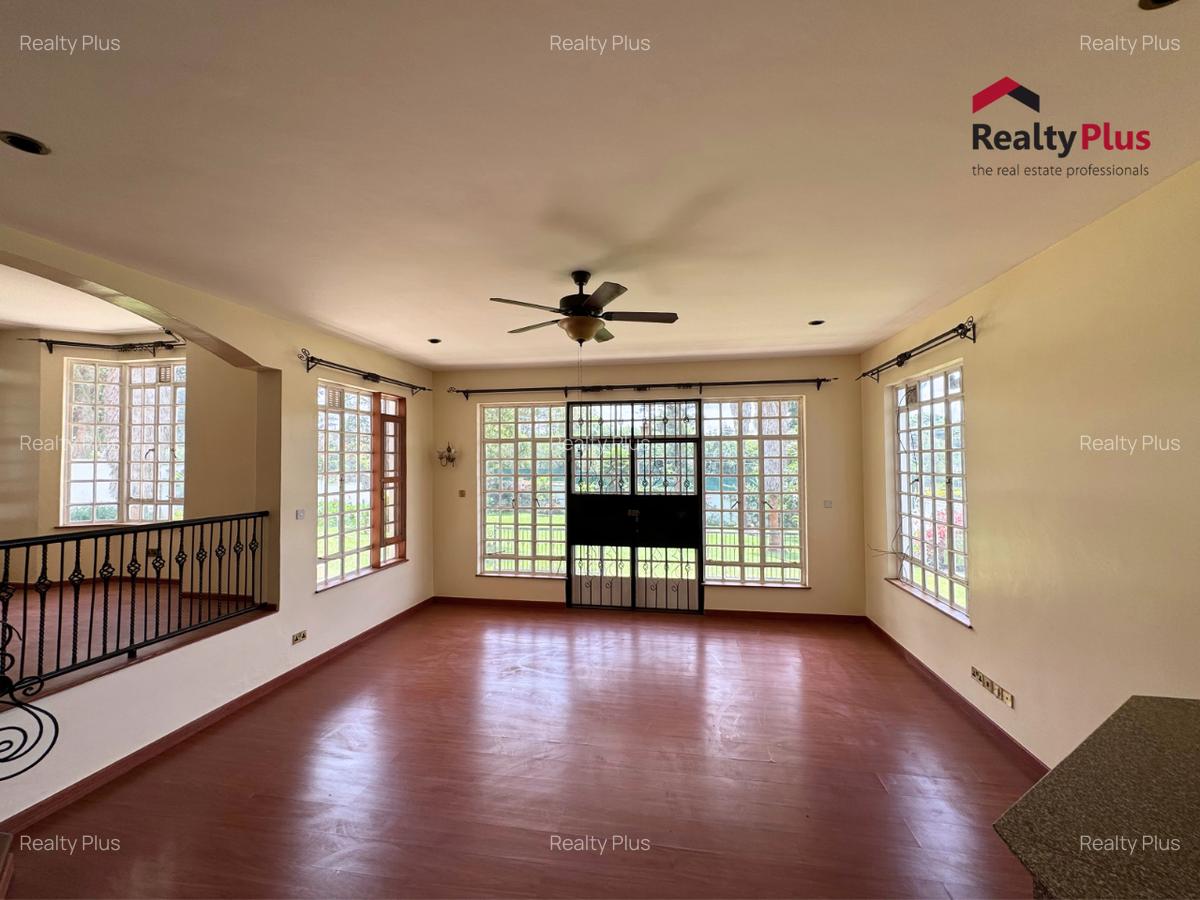 5 Bed Townhouse with En Suite at Mimosa - 10