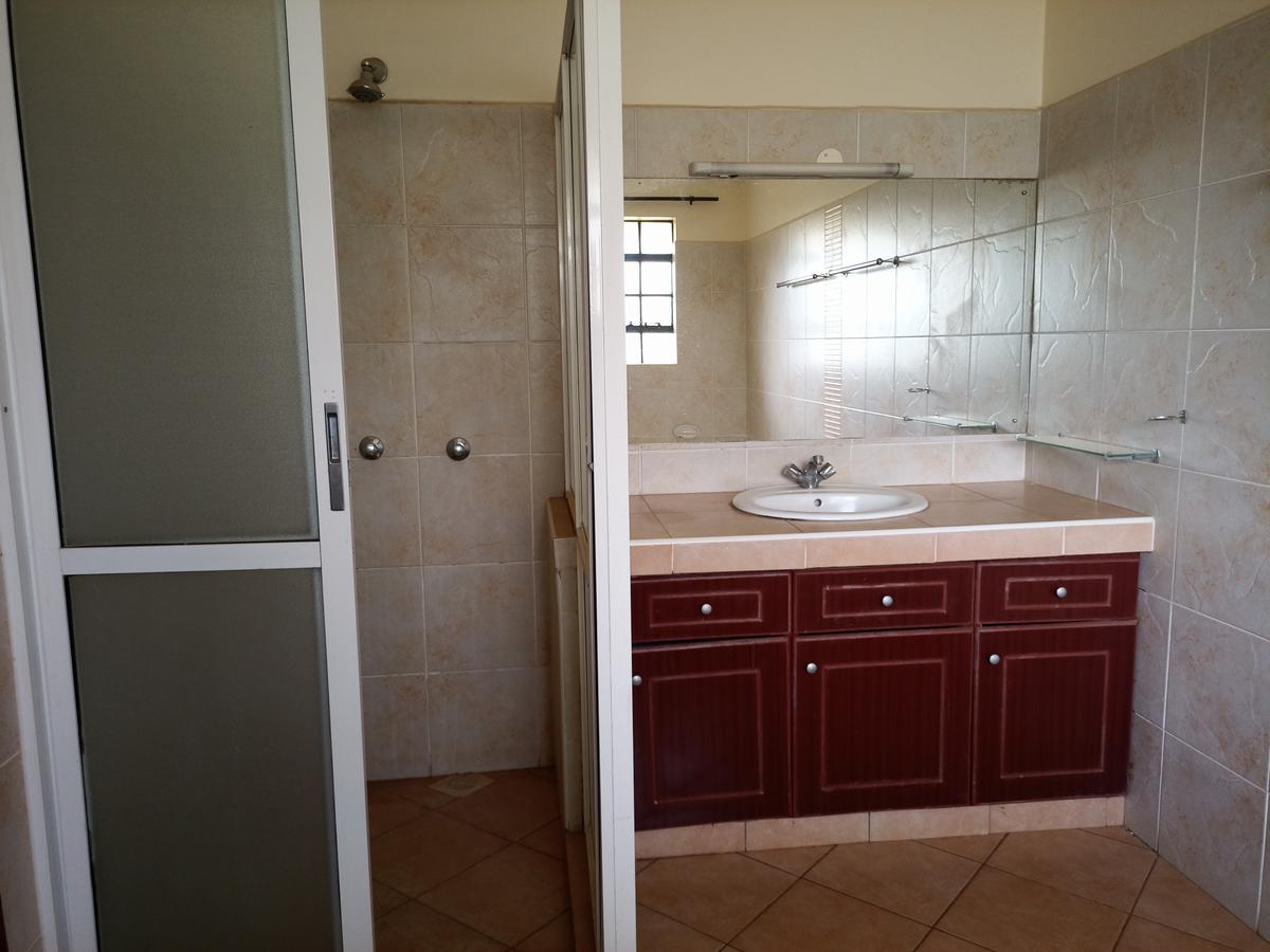 4 Bed House with En Suite at Off Runda Grove - 12