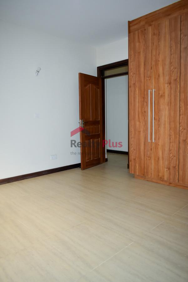 3 Bed Apartment with En Suite in Kileleshwa - 5