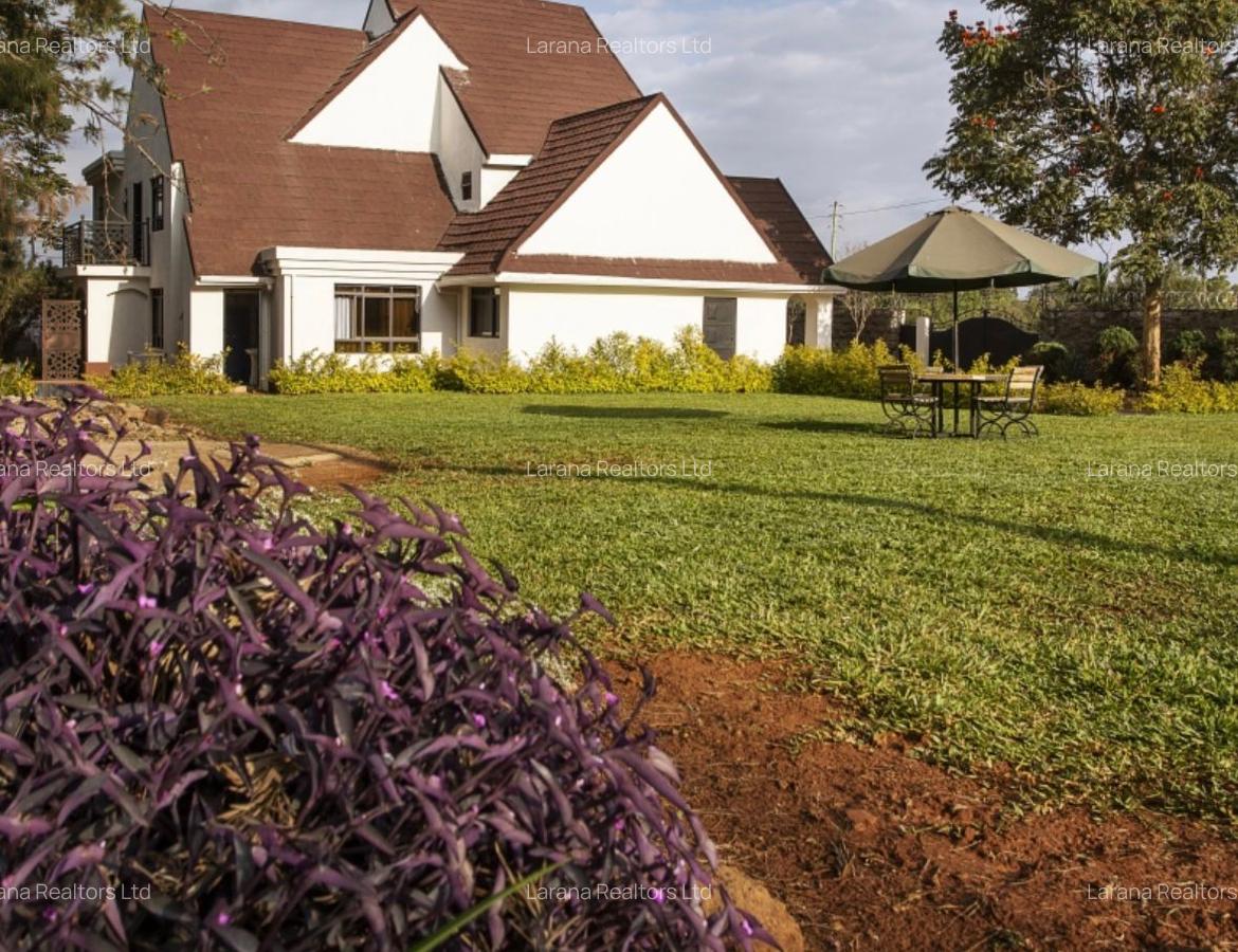 6 Bed House with En Suite at Hillcrest Dr - 7