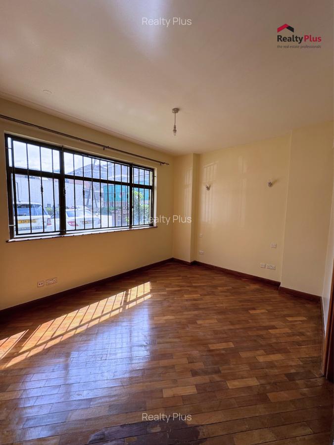 2 Bed Apartment with En Suite at Dennis Pritt Road - 4