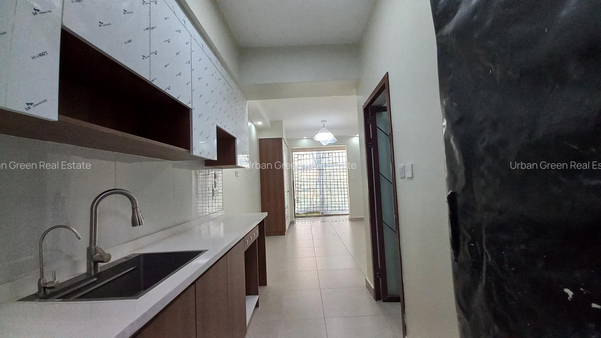 Studio Apartment with En Suite in Kilimani - 3