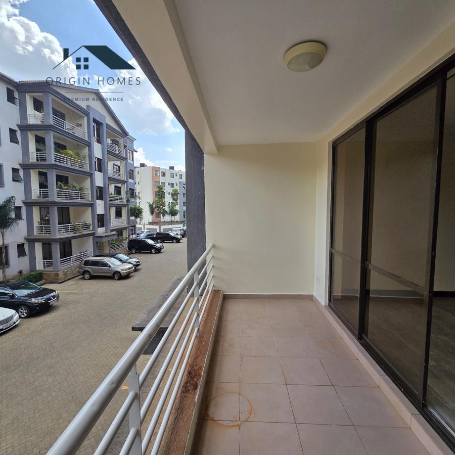 3 Bed Apartment with En Suite at Lavington - 2