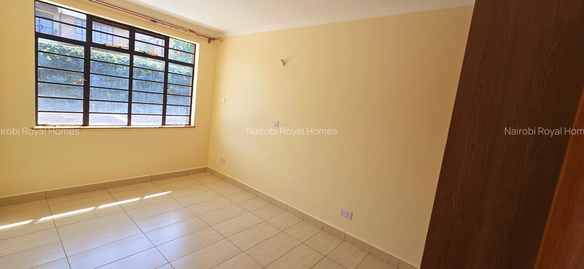 5 Bed Townhouse with En Suite at Edenville - 19