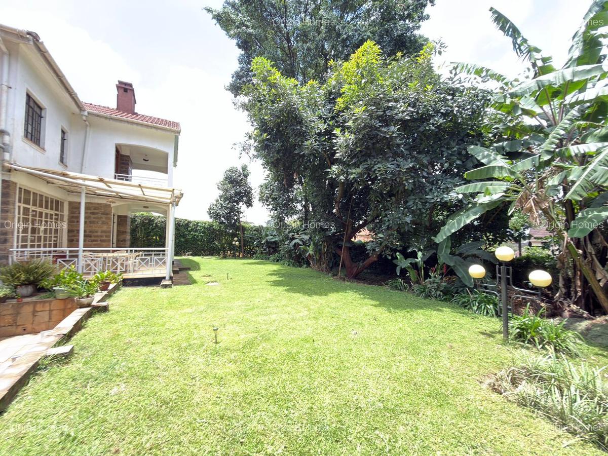 5 Bed House with En Suite in Nyari - 10