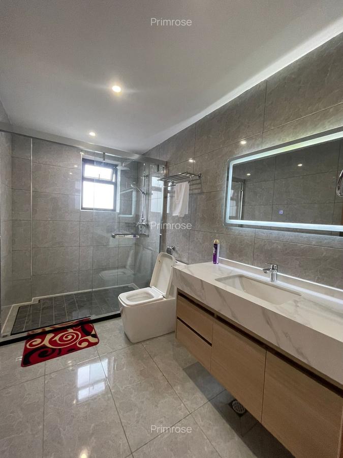 Furnished 3 Bed Apartment with En Suite in Riverside - 4