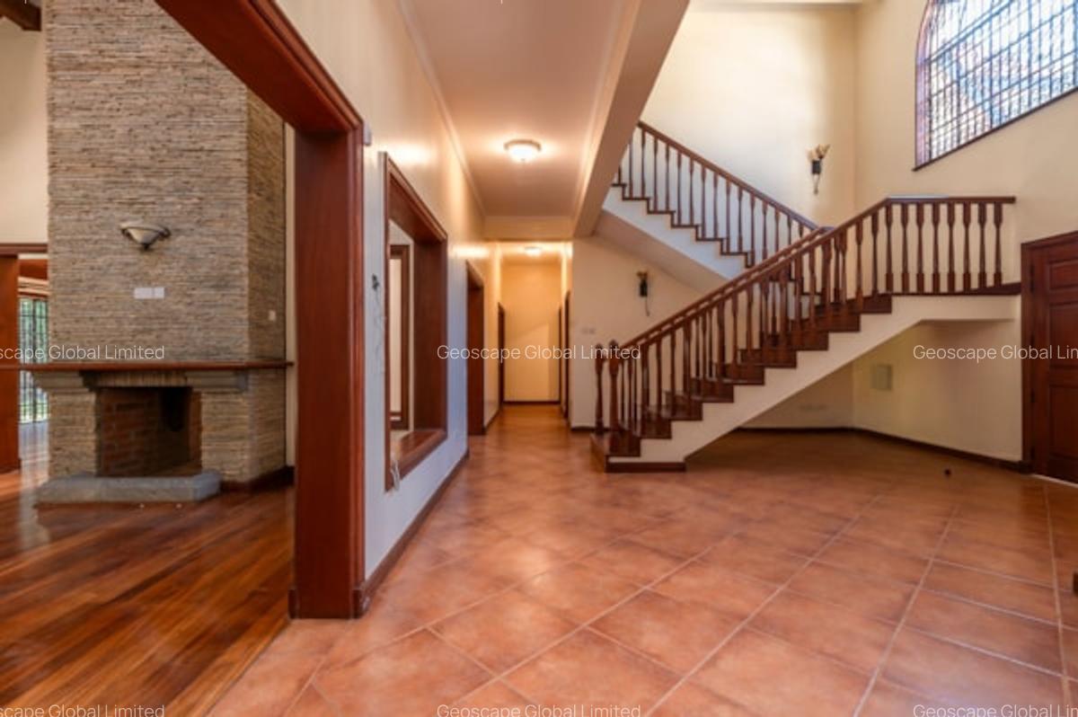 6 Bed Villa with En Suite in Karen - 10