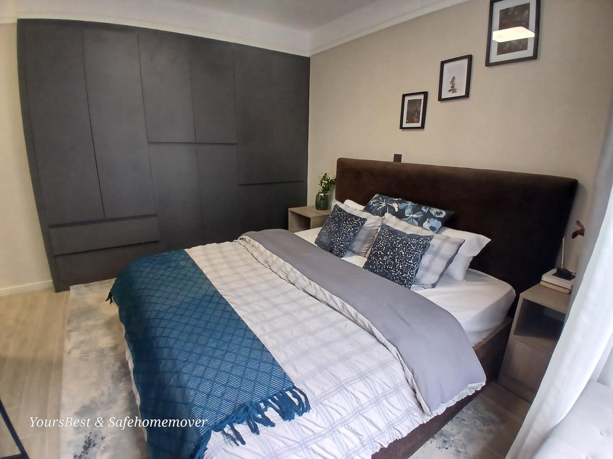 2 Bed Apartment with En Suite at Gateway Mall - 9