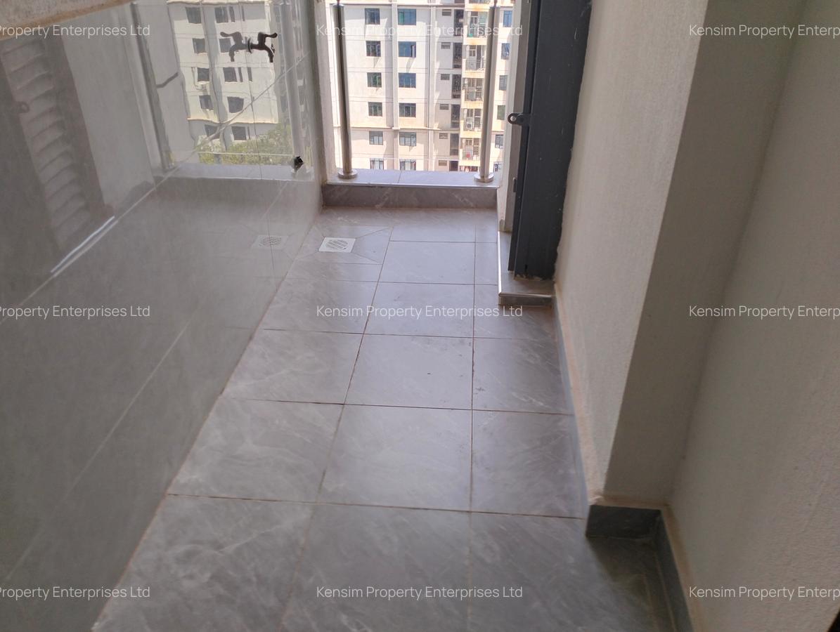 2 Bed Apartment with En Suite in Kilimani - 16