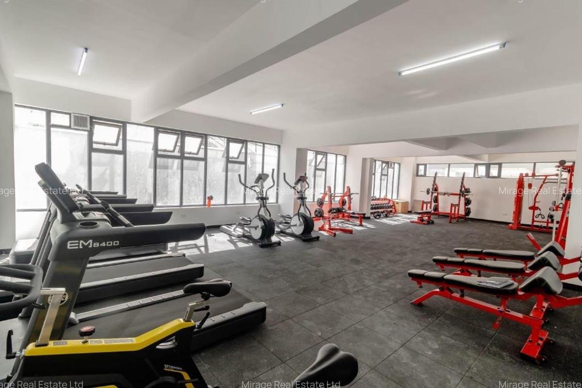 1 Bed Apartment with Swimming Pool in Kilimani - 2