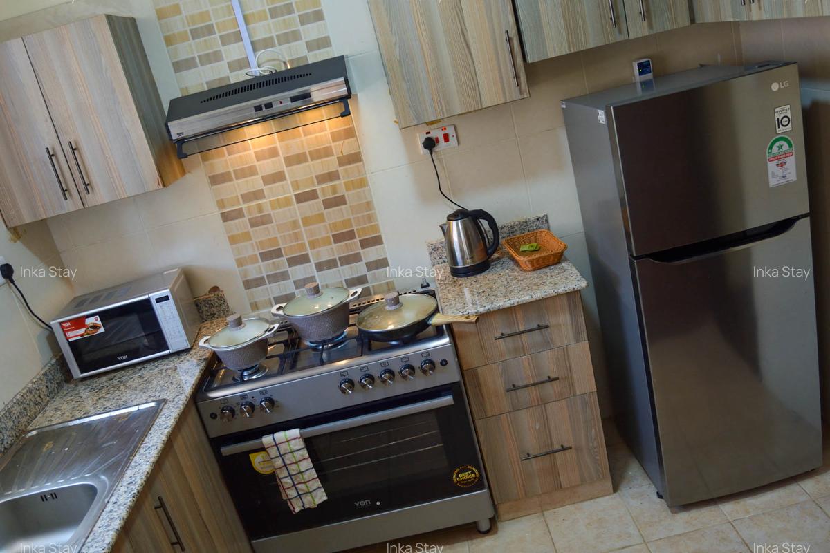Serviced 2 Bed Apartment with En Suite at Fourways Junction Estate Rd - 8