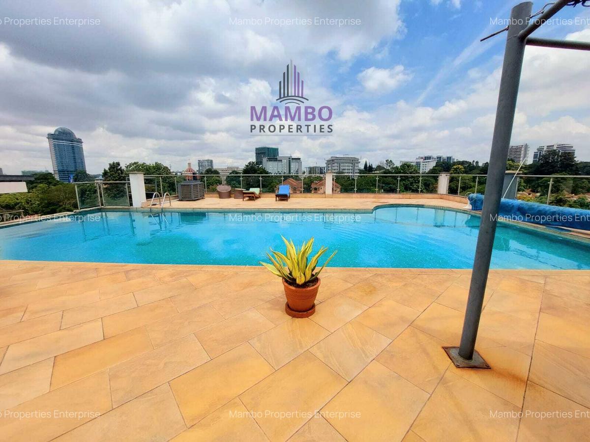 Serviced 2 Bed Apartment with En Suite at Brookside Drive - 18