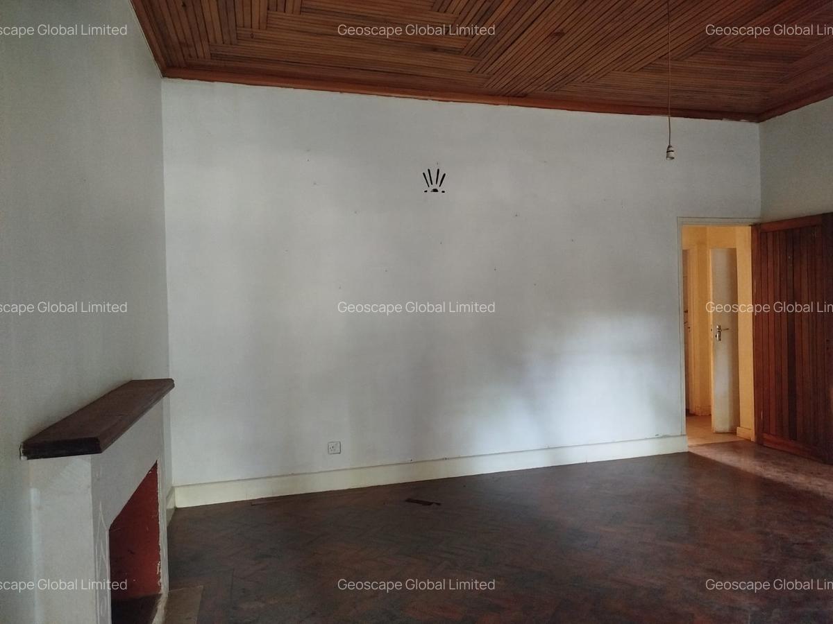 3 Bed House with En Suite in Spring Valley - 10