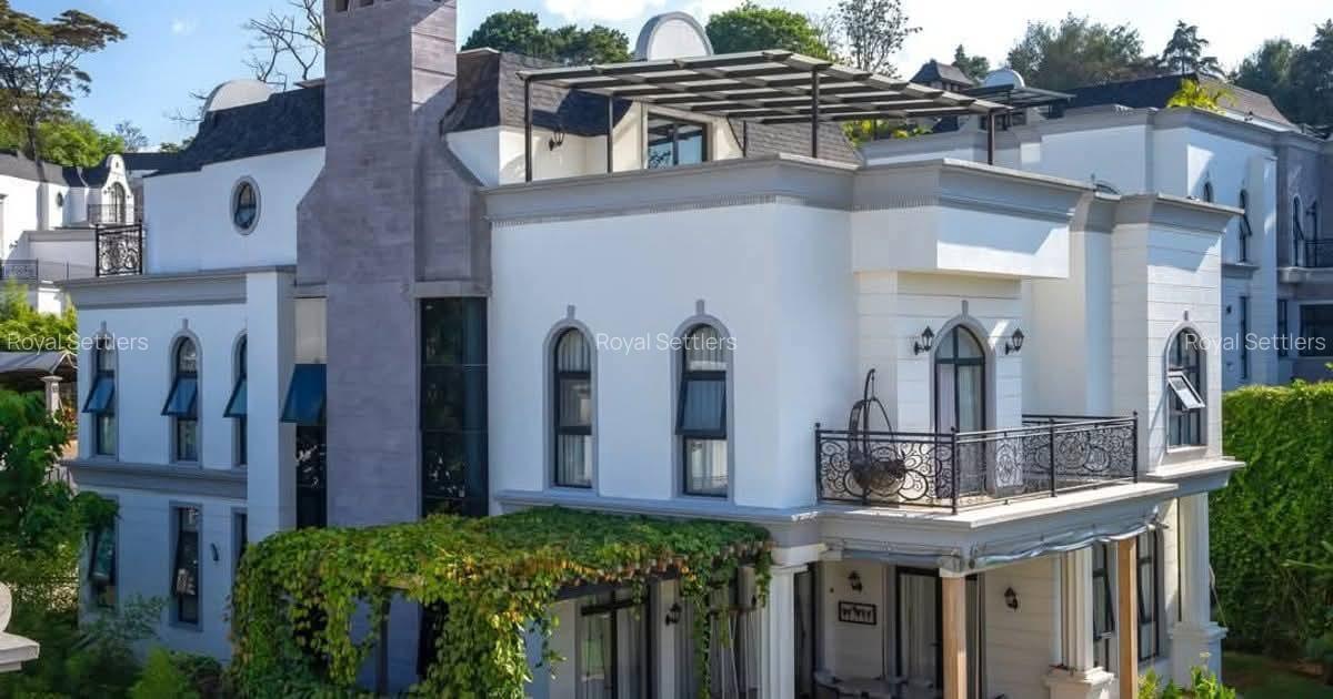 5 Bed Townhouse with En Suite at Loresho Ridge - 1