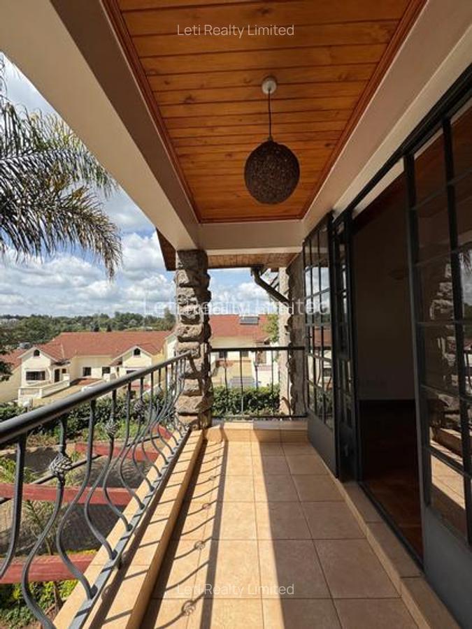 5 Bed Townhouse with En Suite in Lavington - 14