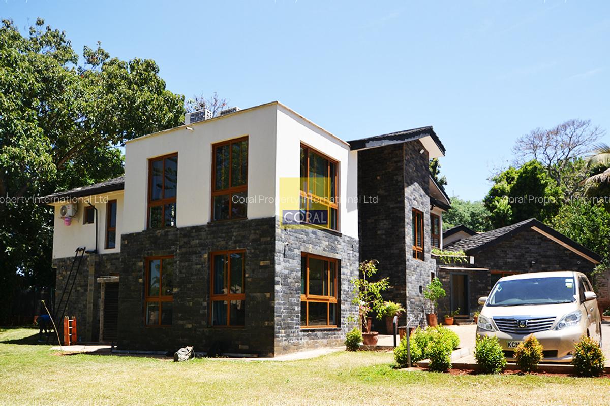 4 Bed House in Nyari - 20