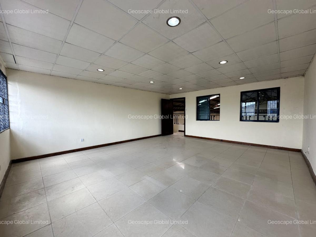 9,000 ft² Warehouse with Parking in Mombasa Road - 4