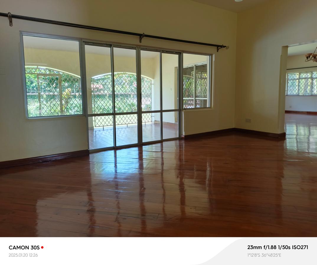 5 Bed House with En Suite in Runda - 5