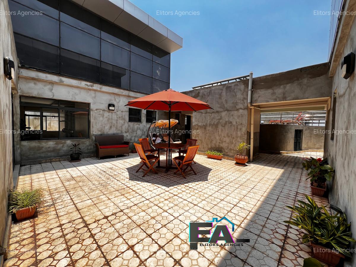 2 Bed Apartment with En Suite at Argwings Kodhek - 17