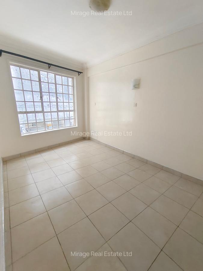 2 Bed Apartment with En Suite in Kilimani - 15