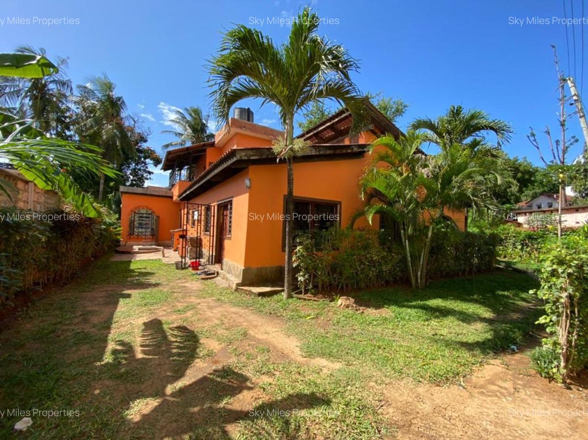 6 Bed Villa with En Suite at Posta Mtwapa - 1