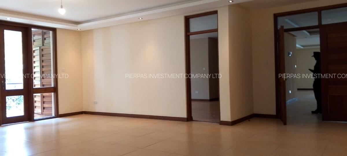 Serviced 3 Bed Apartment with En Suite in Riverside - 4