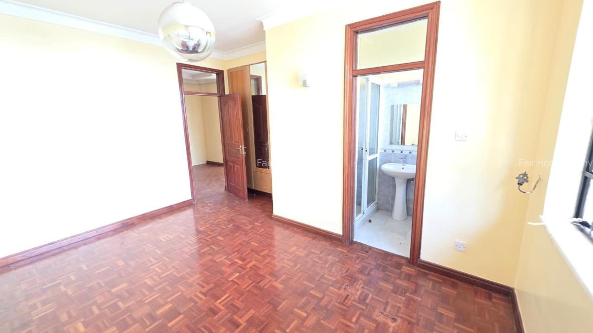 4 Bed Townhouse with En Suite at Manyani East - 8