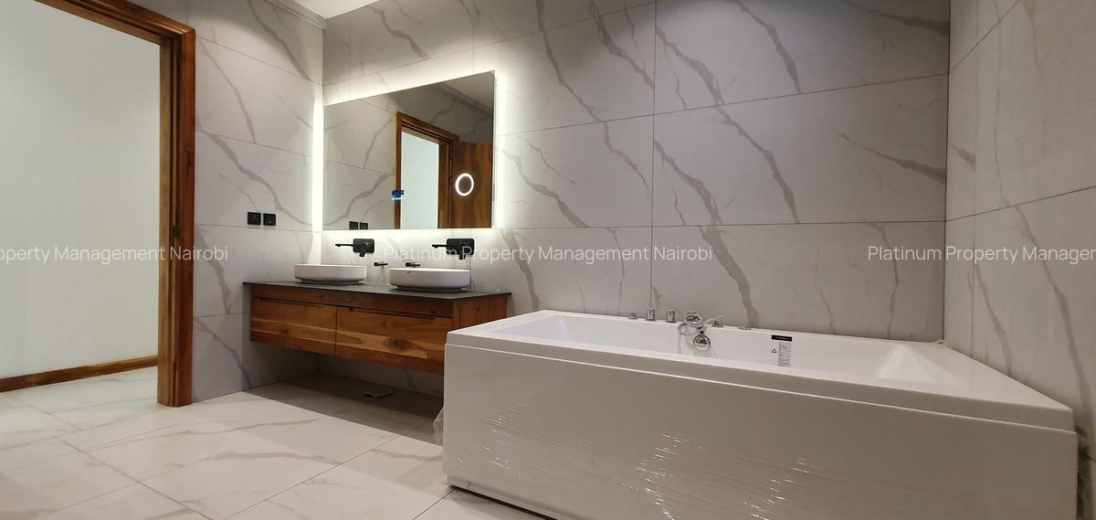 4 Bed Apartment with En Suite in Spring Valley - 13