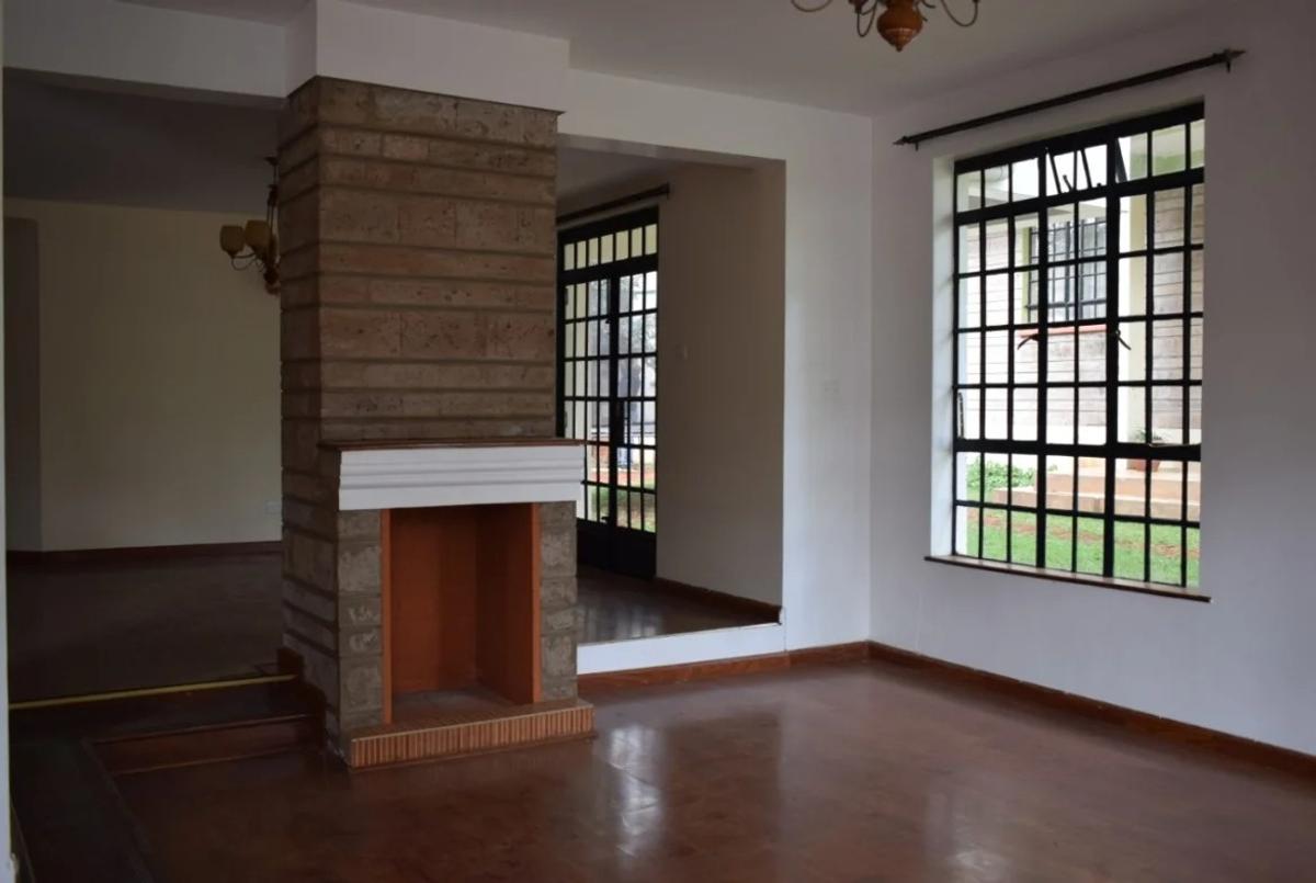 5 Bed Townhouse with En Suite at Lavington Mall - 4