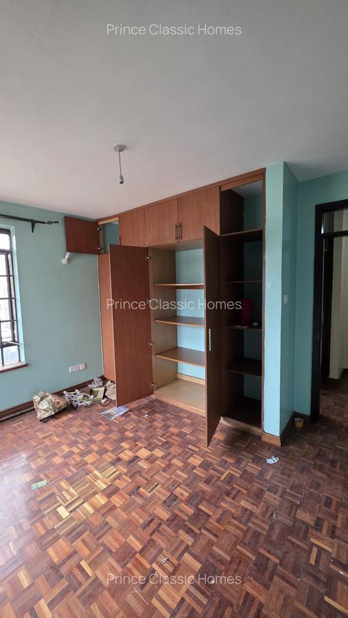 3 Bed Apartment with En Suite in Lavington - 7